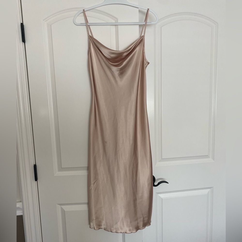 Champagne bebe slip dress size Medium